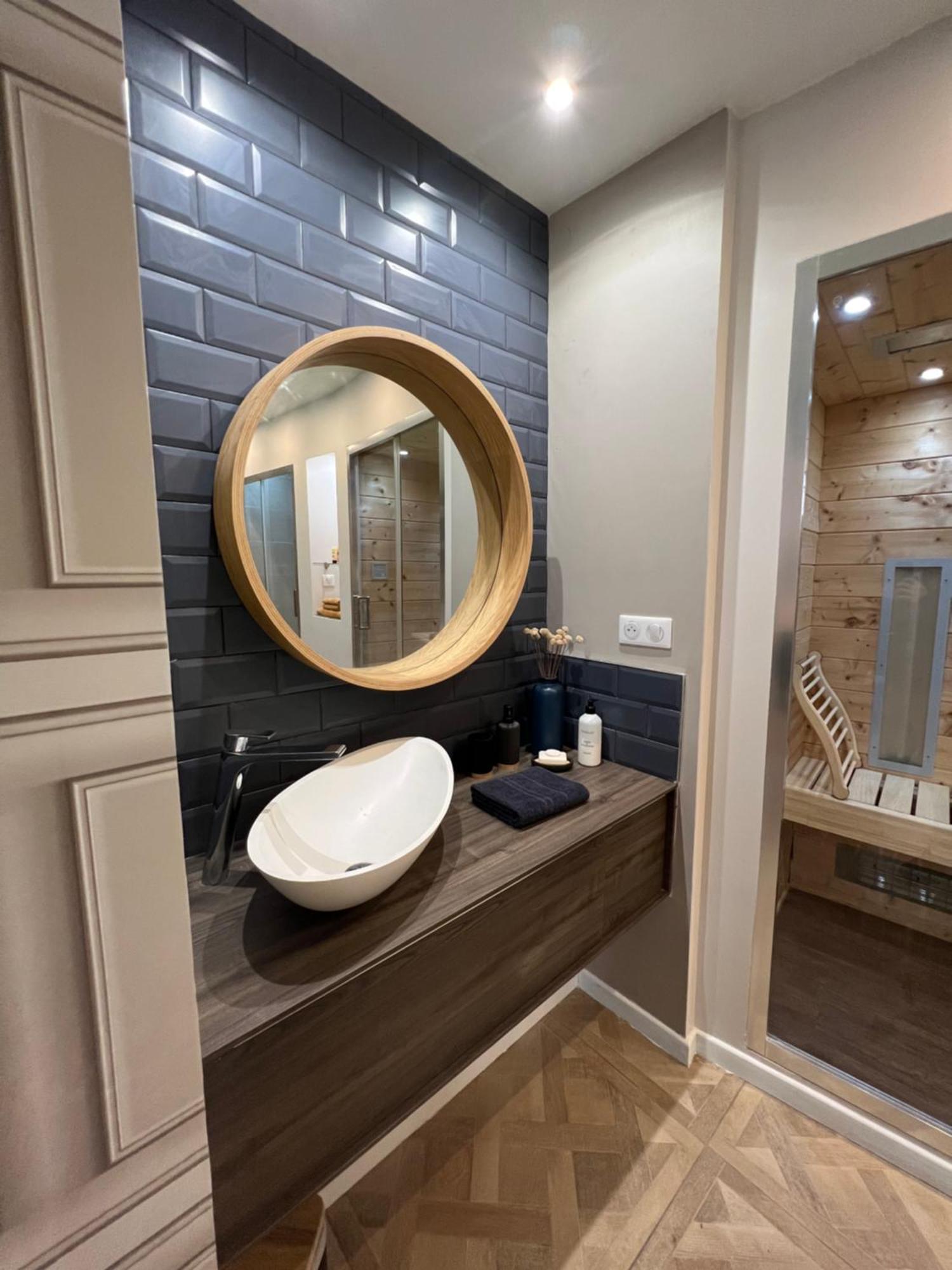 Appartement Avec Jacuzzi Sauna & Home Cinema - Nid D'Анже Экстерьер фото